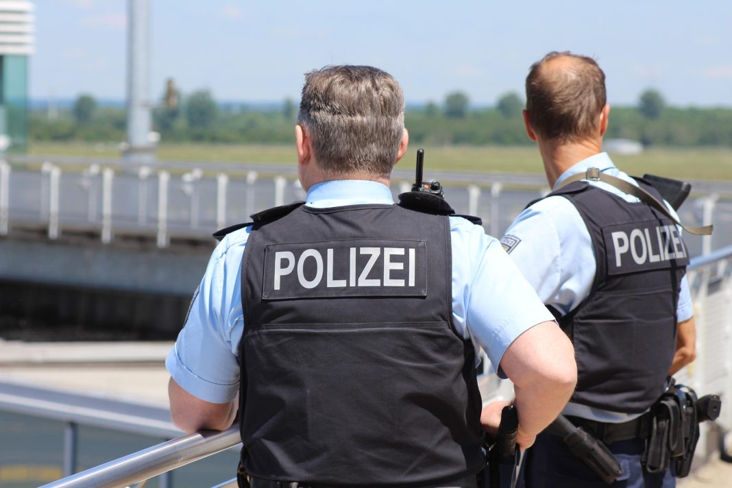 police-4408788_1920